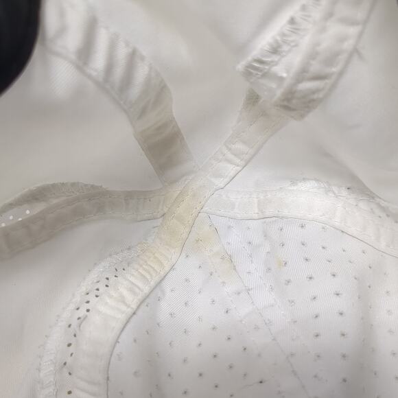 Nike Swoosh Strapback Hat White One Size Featherlight Dri-Fit Outdoor - Picture 9 of 10